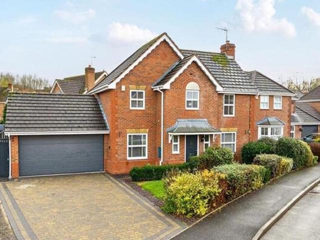 House for sale in Warndon, Worcestershire