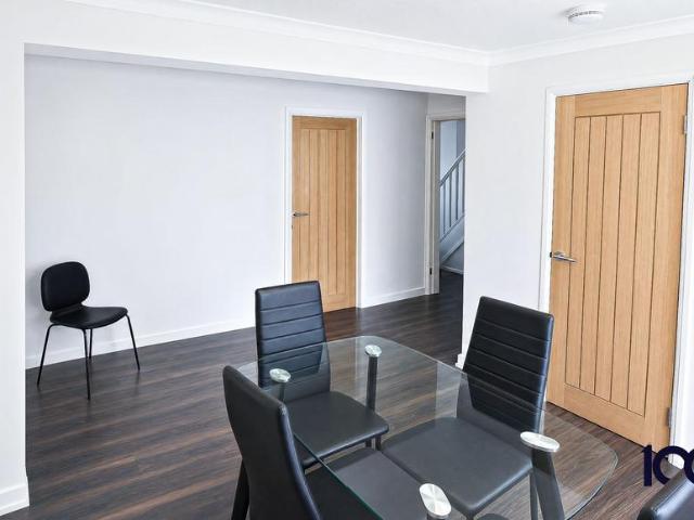 House for rent in Lee Chapel, Essex