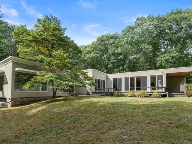 House for sale in Islington, Westwood