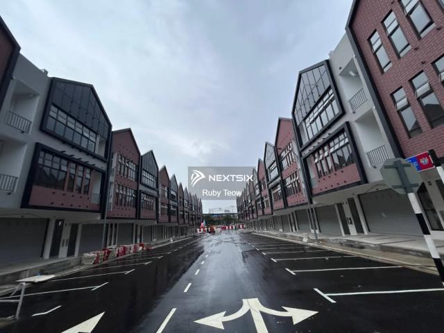 Residential House for rent in Petaling, Alam Impian