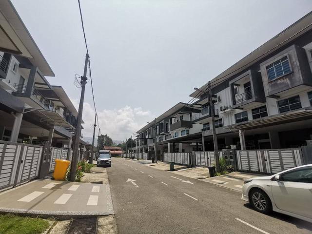Terraced House for sale in Kampung Penampang Proper, Bahagian Pantai Barat