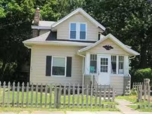 House for sale in Kalamazoo