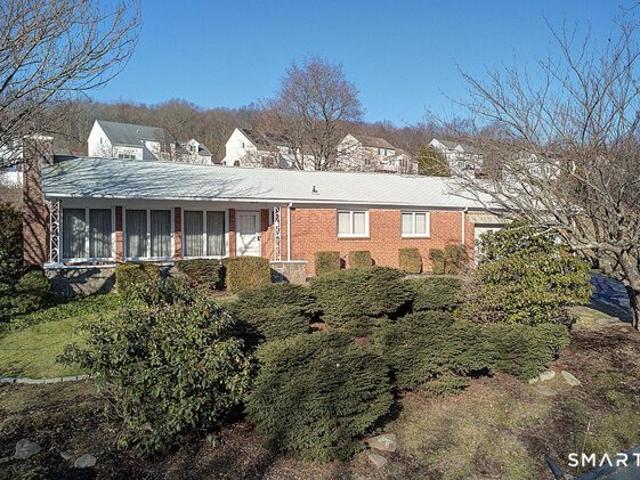 House for sale in Hamden, Connecticut