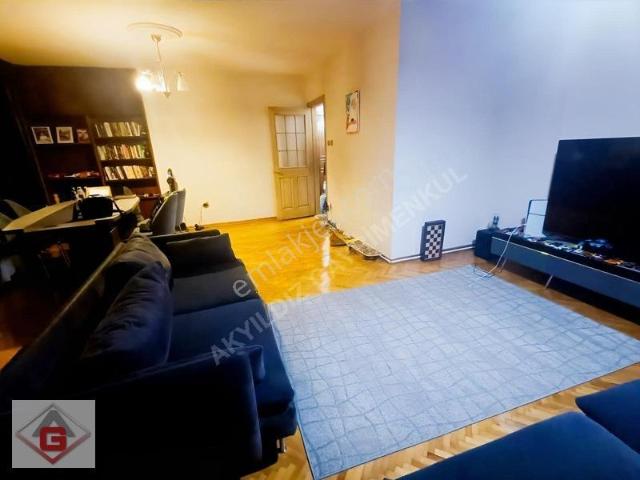 Gayrettepe Mahallesi, Beşiktaş içerisinde kiralık mülk