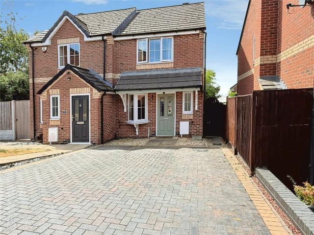 House for rent in Caldermill, East Midlands