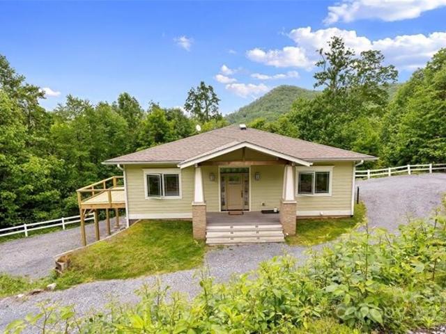 Condo for sale in Clyde