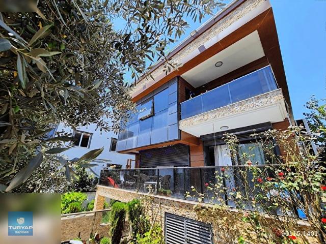 İzmir Merkez, İzmir içerisinde satılık Villa