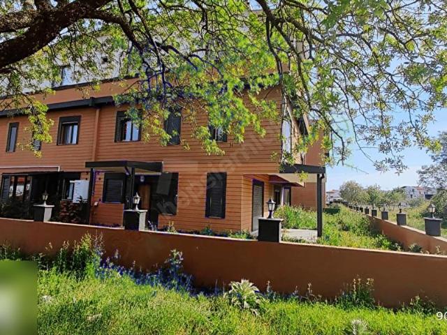 İzmir Merkez, İzmir içerisinde satılık Villa