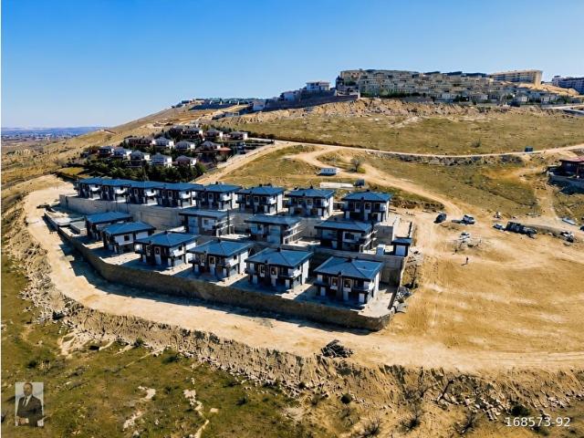 Körkün Mahallesi, Oğuzeli içerisinde satılık Villa