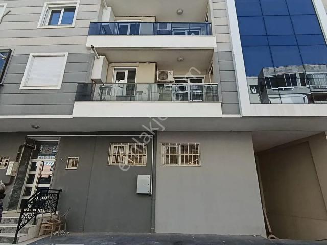 Gaziemir, İzmir içerisinde kiralık mülk