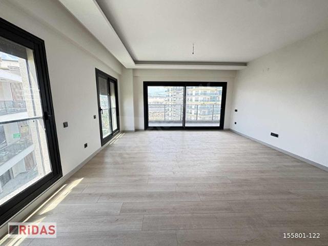 Gaziemir, İzmir içerisinde satılık mülk