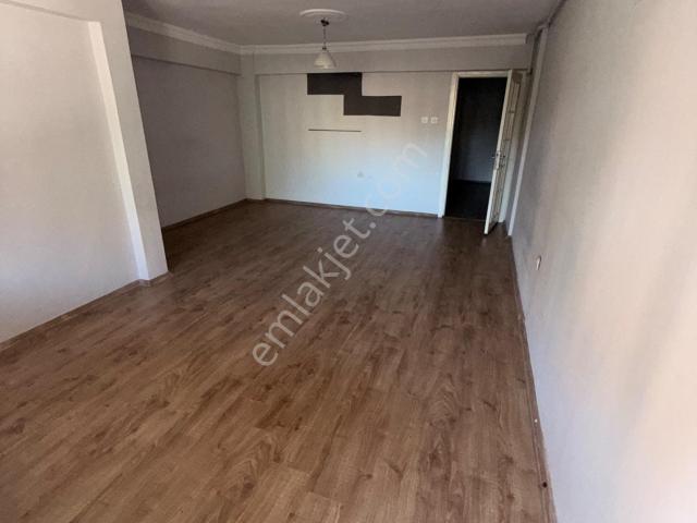Dokuz Eylül Mahallesi, Gaziemir içerisinde kiralık mülk