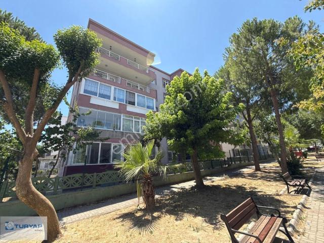 Gaziemir, İzmir içerisinde satılık mülk