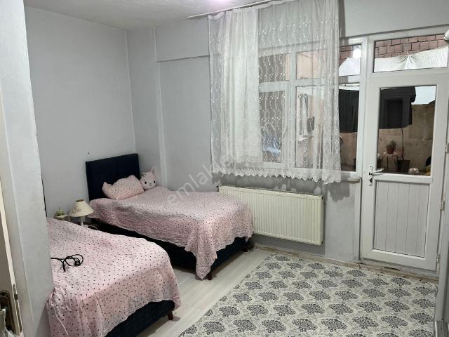 Yeni Mahalle Mahallesi, Gaziosmanpaşa içerisinde satılık mülk