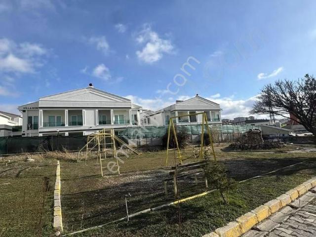 İhsaniye, Afyonkarahisar içerisinde satılık Villa