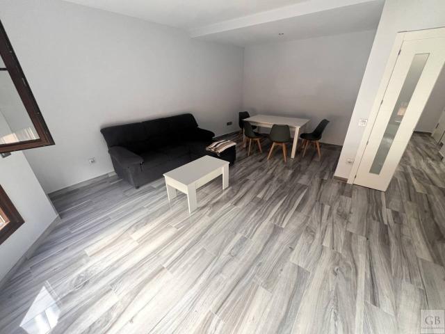 Piso en alquiler en Consuegra