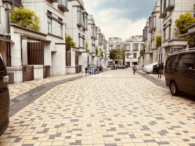 位於 粉嶺 Fanling, 香港 Hong Kong, 提供 出售 的 公寓