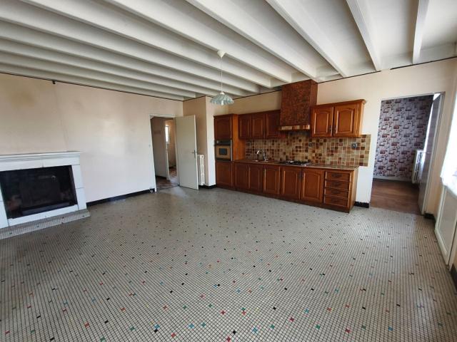 Maison vente à Saintes, Nouvelle-Aquitaine