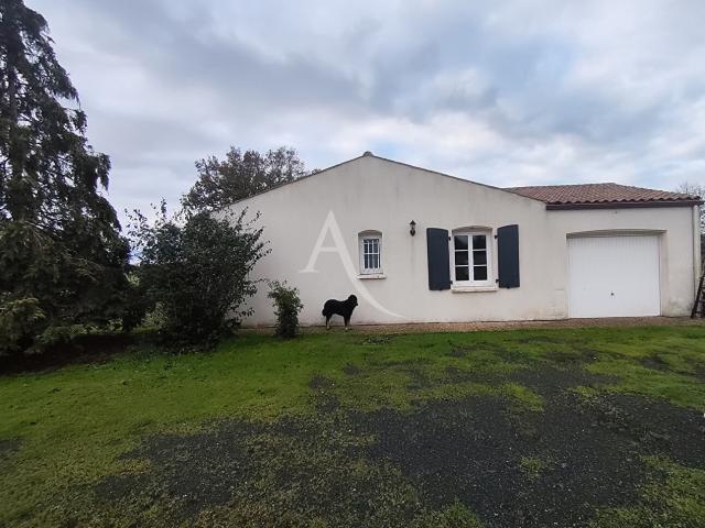 Maison vente à Saintes, Nouvelle-Aquitaine