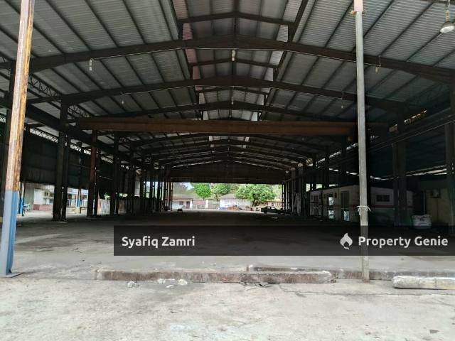 Warehouse for sale in Pahang