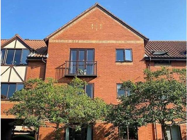 Apartment for rent in Spike Island, Feckenham