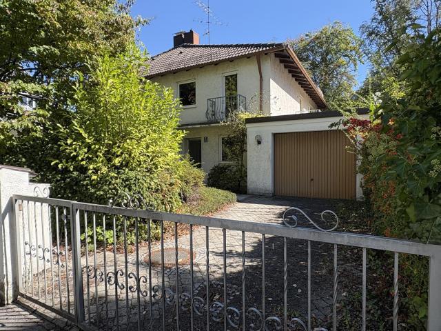 Doppelhaushälfte kaufen in Neuhadern, München