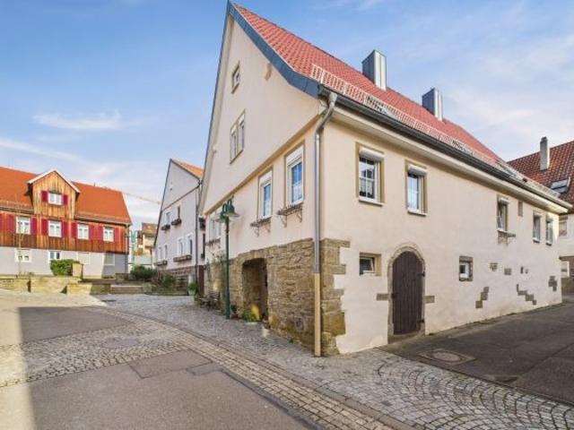 Haus kaufen in Sachsenheim, Baden-Württemberg