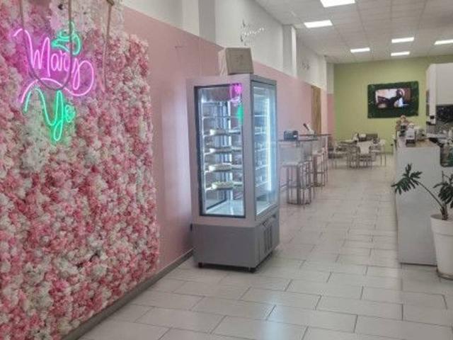 Locale Commerciale in vendita a Calabria, Catanzaro