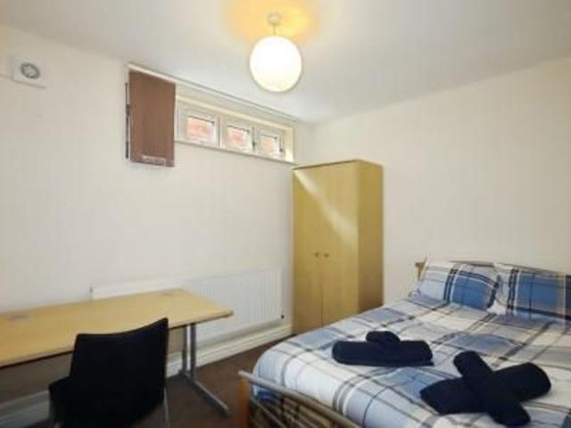 Apartment for rent in Saint George's, South Yorkshire