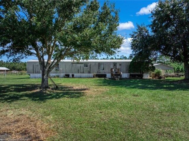 Property for sale in Lorida, Florida