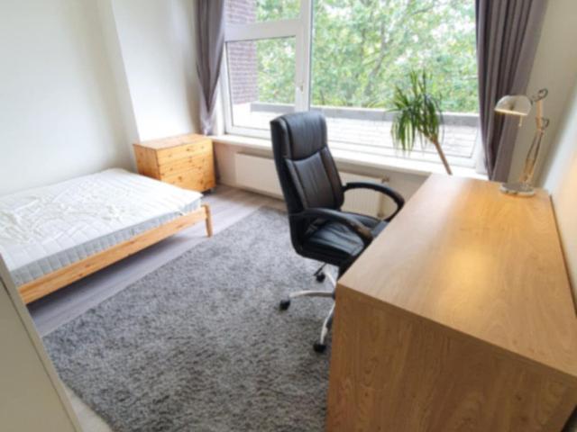Kamer te huur in Charlois, Rotterdam