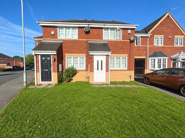 Apartment for rent in Dovecot, Liverpool