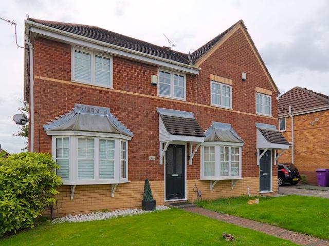 House for rent in Calderstones