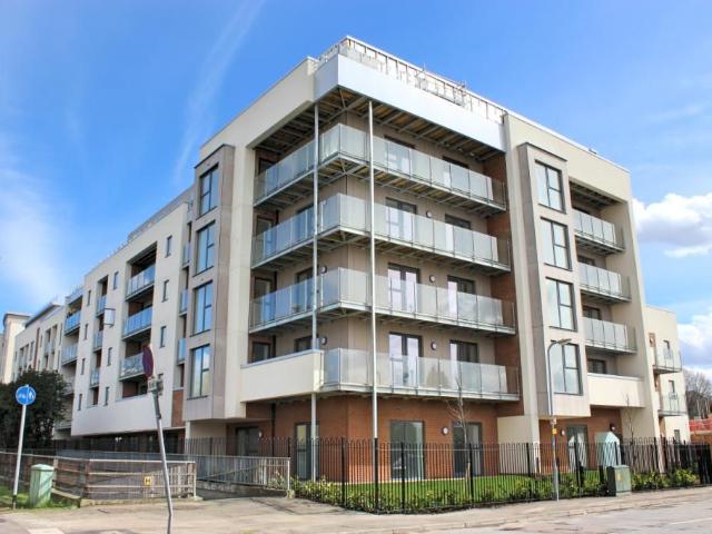 Apartment for rent in Elstree and Borehamwood, Borehamwood