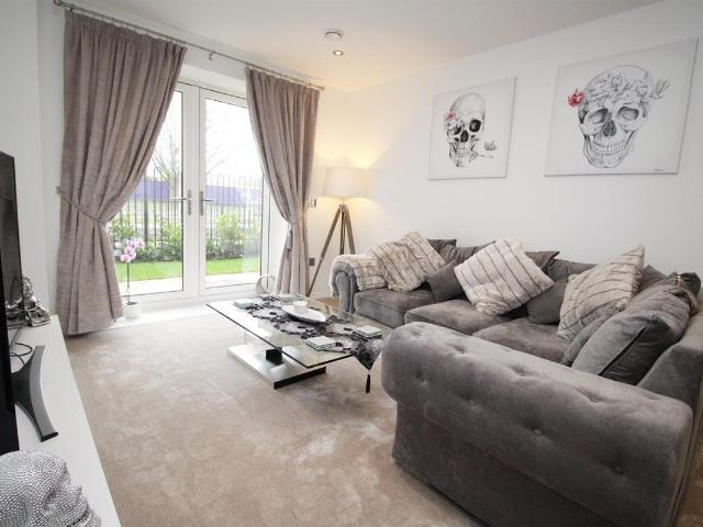 Apartment for rent in Elstree and Borehamwood, Borehamwood