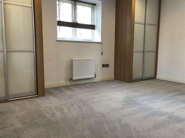 Apartment for rent in Elstree and Borehamwood, Borehamwood