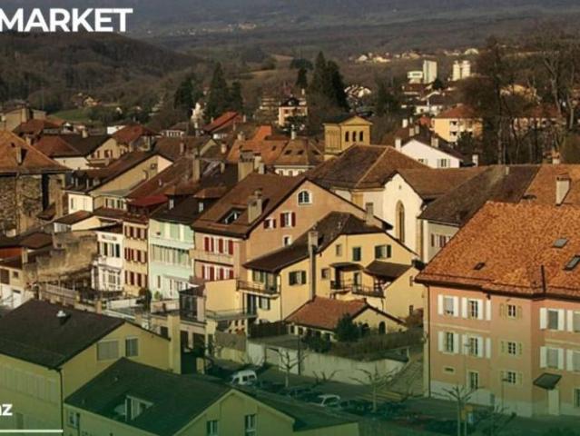 Haus kaufen in La Sarraz, Waadt
