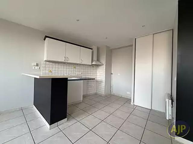 Appartement vente à Saintes, Gémozac