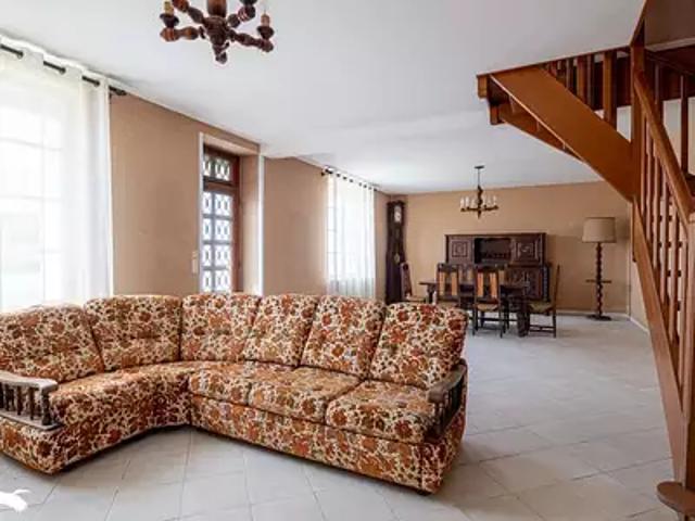 Maison vente à Saintes, Gémozac