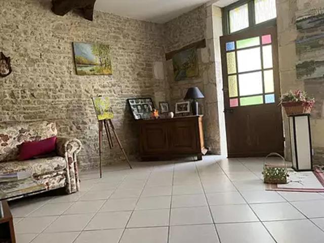 Maison vente à Saintes, Gémozac