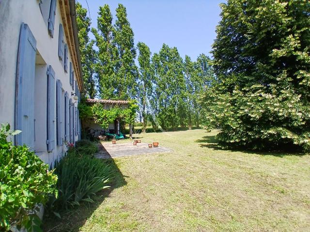 Maison vente à Saintes, Gémozac