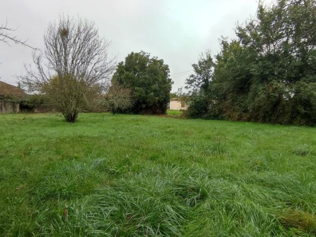 Terrain vente à France métropolitaine, Gémozac