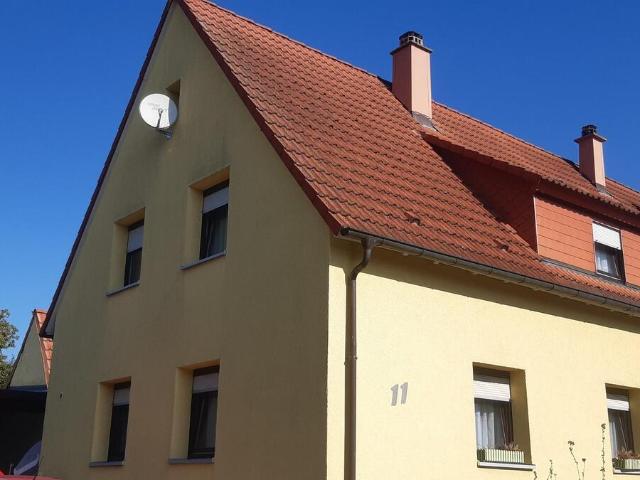 Doppelhaushälfte kaufen in Walzbachtal, Baden-Württemberg
