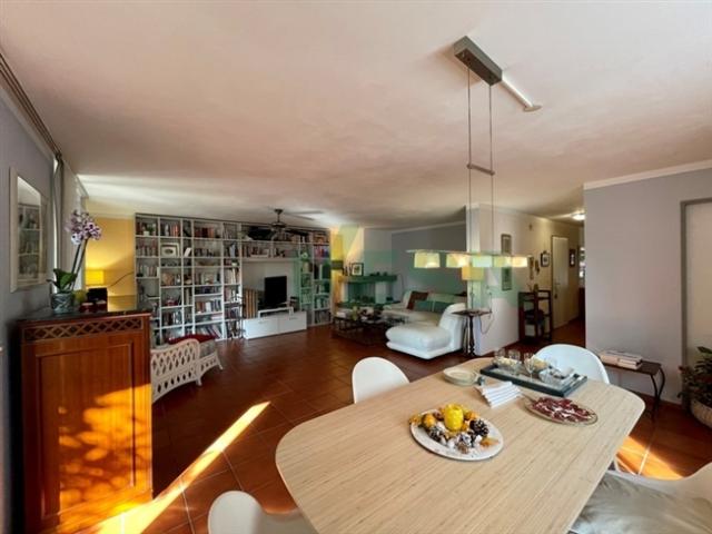 Wohnung kaufen in Collina d'Oro, Tessin