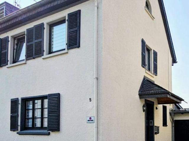 Haus kaufen in Botzdorf, Bornheim