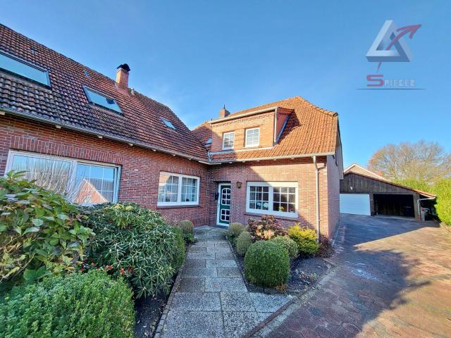 Dachgeschosswohnung mieten in Uplengen, Niedersachsen