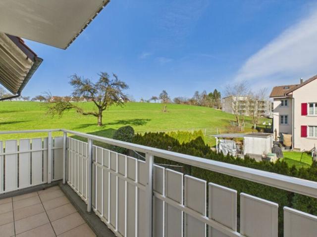 Wohnung kaufen in Russikon, Zürich