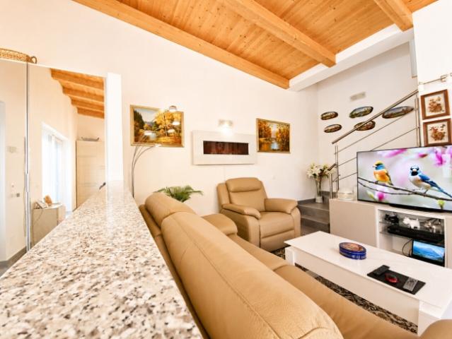 Wohnung kaufen in Magliaso, Tessin