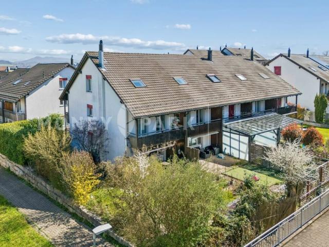 Reihenfamilienhaus kaufen in Birr, Bezirk Brugg