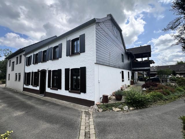 Haus kaufen in Rheindahlen-Mitte, Mönchengladbach